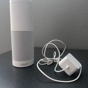 Amazon Echo Smart Speaker 1st Generation